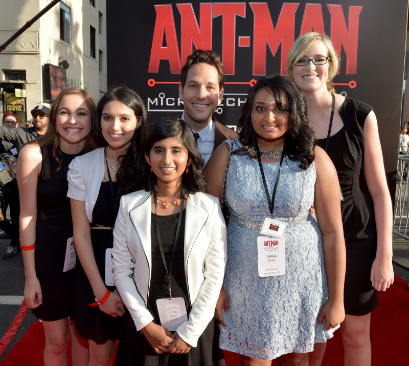 LOS ANGELES, CA - JUNE 29: Actor Paul Rudd (C) with Micro-Tech Challenge contest winners attend the world premiere of Marvel's "Ant-Man" at The Dolby Theatre on June 29, 2015 in Los Angeles, California. (Photo by Charley Gallay/Getty Images) *** Local Caption *** Paul Rudd