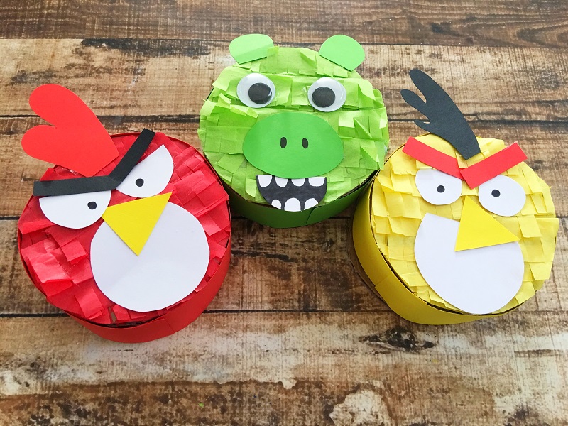Planning a Angry Birds Birthday Party? Our Angry Birds Mini Piñata party favors are show to add the finishing touch to your event. spon #DIFINDS { Angry Birds Party Idea, Angry Birds Birthday Party Idea, Angry Birds Mini Piñata Party Favors, Angry Birds Mini Piñata }