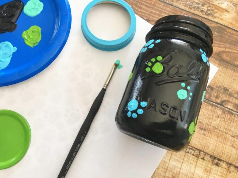 The Secret Life of Pets DIY Craft Idea Dog Treat Jar step 3