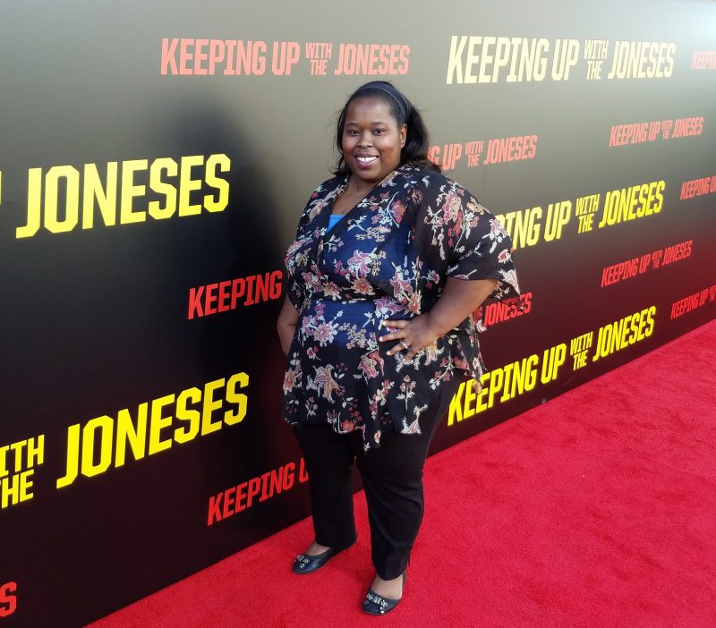 mrs-kathy-king-at-the-red-carpet-for-keeping-up-with-the-jonese