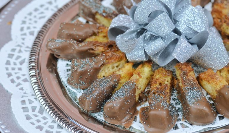 Quick & Easy Holiday Dessert – Cinnamon & Chocolate Crisps