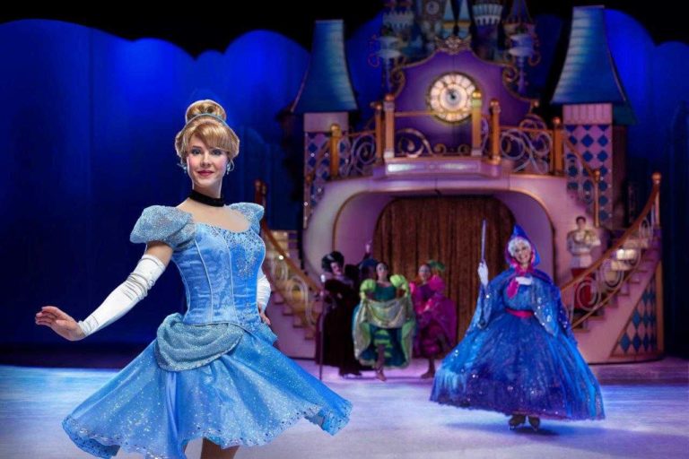 DISNEY ON ICE presents Dare to Dream at the Long Beach